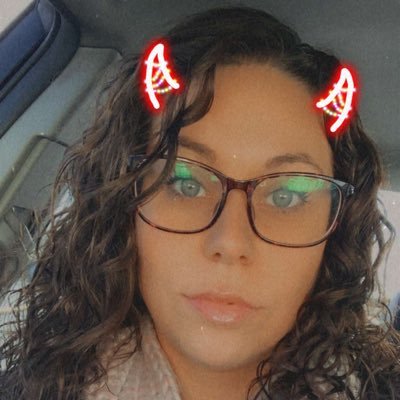👩🏻‍⚕️ 🐷 🐕 👦🏽 👧🏽 🍕 🎶 💕🥎