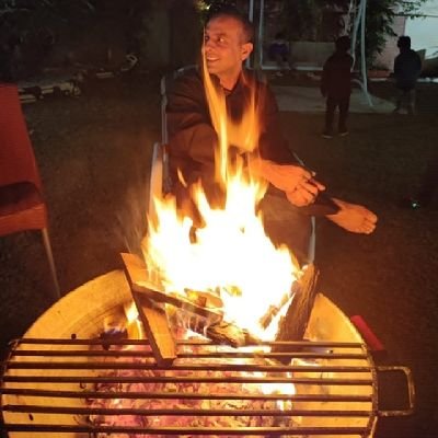 anzfa81's profile picture. کسبِ کمال کُن کہ عزیزِ جہاں شوی
Engineer