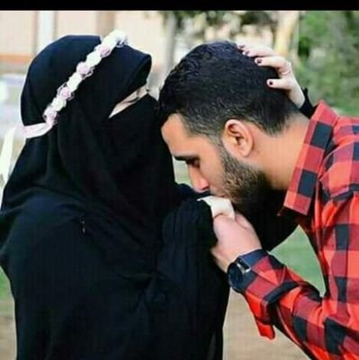 عيناه جميله ف احببته  جميل
ولا يحتمله اي  احد سواي  ف هوا صغيري الجميل 🥺اخاف عليك من اي شئ لذالك اكون شريره معك ولاكن تيمت بك ي صغيري 🙈💙✌🏻
انتا اجمل انتصار