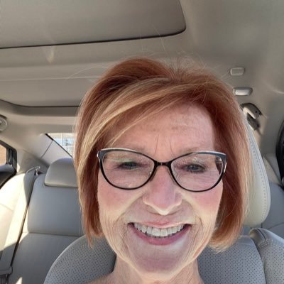 kimluxhoj's profile picture. Retired Middle School teacher, wife, mother, grandmother, animal lover 🔸Harris/Walz 2024🔸#Resist, , 🔸#Indict Insurrectionists🔸#BlueWave 2024 🌊🌊