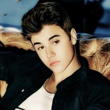 Hi I'm Meryem Bieber and I'm also a model and actress and singer and wife of Justin Bieber I'm LA California United States follow me @bieberdiblebiedmeryem_ 🥰