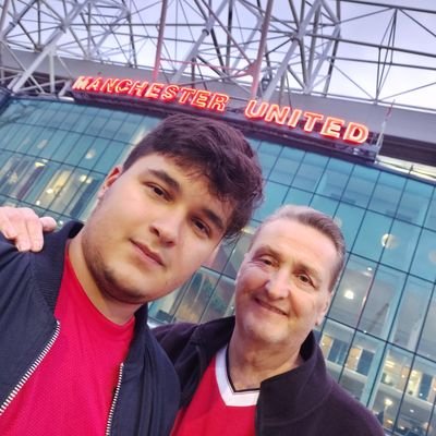 Born & bred in Manchester. Die hard #MUFC fan, regular at Old Trafford and part-time blogger.