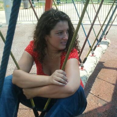 2lefthands's profile picture. bead jewelry expert