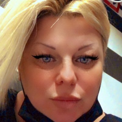 Laura899477751's profile picture. Esuberante