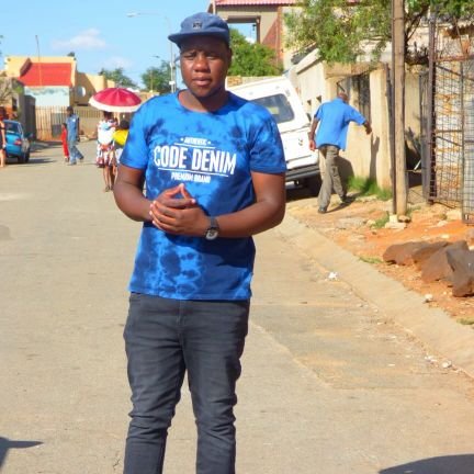 Black man in South Africa
FAN OF MARK ANGEL N HIS CREW
❤❤❤❤