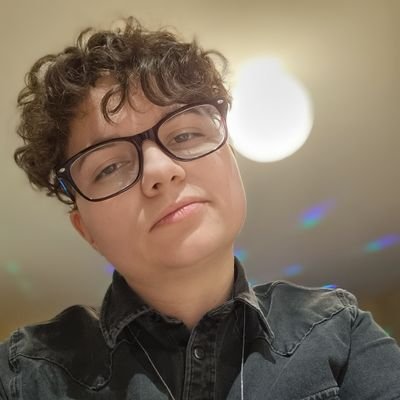 22 ans
Jeune streameuse affilie a Twitch 🎮
Twitch : https://t.co/tLLtJvN8rl
Audi life ❤️
Animaux 😍❤️
Scorpion caractère de merde 😁