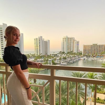 stricker_kate's profile picture. 