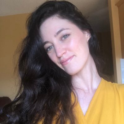 👩🏻💻Software Developer. Sharing my #100devs journey learning full stack web development. 🇨🇦 love nature, cats & music.