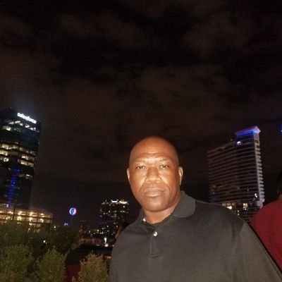 strickbiz's profile picture. 
