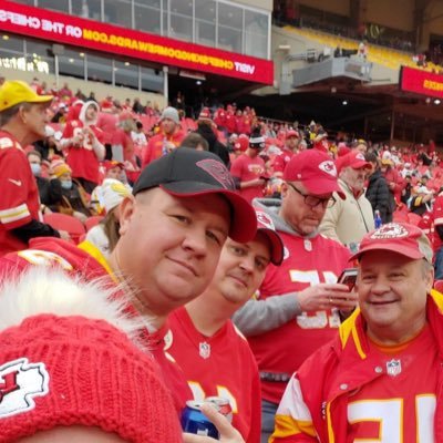 KC Sports fan with emotional opinions. #Chiefs #Royals  Father of 3. Formerly Known As: greenmankc.