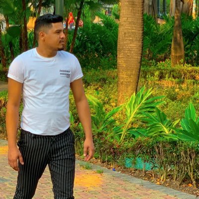 Reibergonzalez5's profile picture. ♥️Welcome: me llamo, ReiberGonzalez'😎 vivo el momento se q un día va terminar;$! Sigueme&tesigo;)!😜 -el q no me lleve el Ritmo que no Estorbe🔥