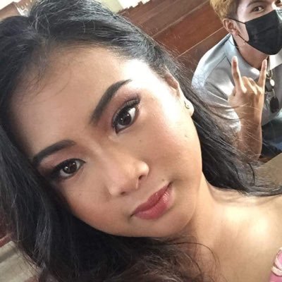 joanadarlina13's profile picture. D