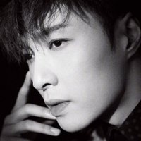 yixing loops(@yixinglooped) 's Twitter Profile Photo