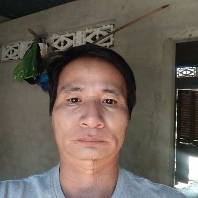 Gialinh2011's profile picture. Con song nho ve dau