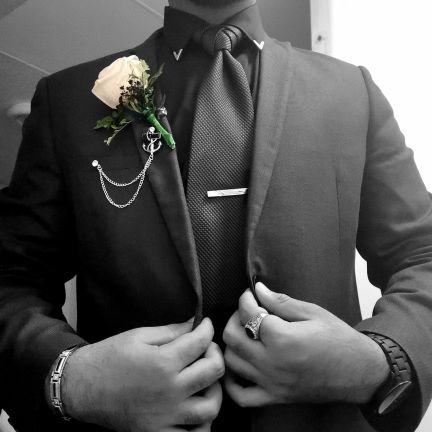 zaahid_suli's profile picture. Working class