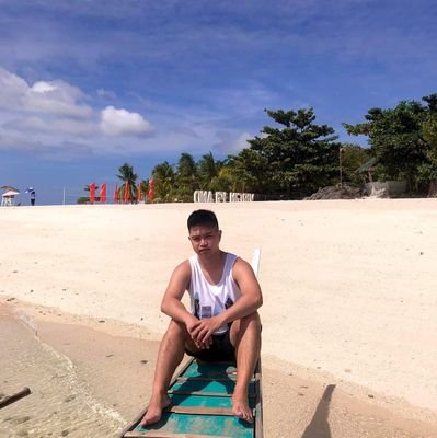 RcDelosReyes1's profile picture. 