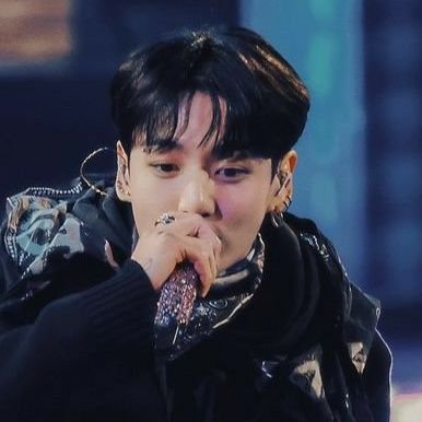 @BTS_twt BTS 💜 Home |
She/her🇮🇳 |
kavi💗 |
Kookie biased