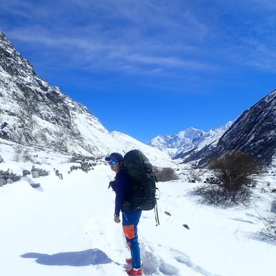 daisukekawada2's profile picture. 旅した国は多分96ヶ国
最近はそこに山があるかないかで旅をする国を決める事が多い。
基本はバリエーション、沢登りをやってる事が多いが、ノンビリと歩く縦走が今は1番好き。