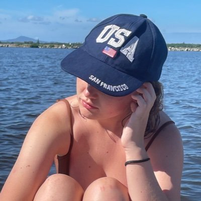 Billie_Mullan's profile picture. cigarettes