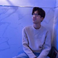 블랙 (@soos8498) 's Twitter Profile