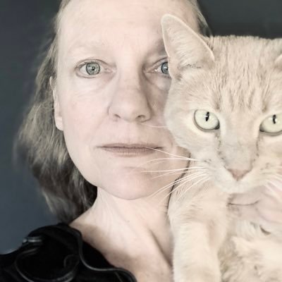 catvibe's profile picture. Photographer, artist, storyteller, grandmother. Weaver of Whimsy.