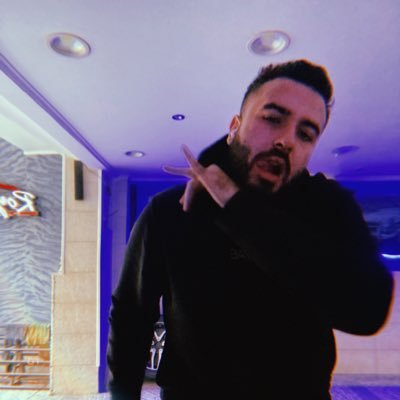 • Royalmotors Owner • fuck fake people 👊🏻 • instagram: _ahmedbeso • Aries ♈️