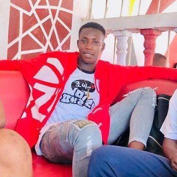 romuald_sorgho's profile picture. a life of shit .. and the dark land