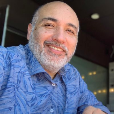 ggcontre's profile picture. Amante de mi familia, mis amigos, de la vida y del mundo... no me importa el sector político. Mis twits no quieren ofender, reflejan lo que me indigna!!!