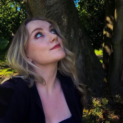 esta é mais uma edição de diário de bordo da Luna Lovegood, falando diretamente do mundo da lua, onde tudo pode acontecer...•fan account Harry Potter•