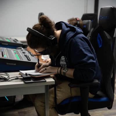 da wife @Faelyn__  |  Coach for @SPLLeviathans |  3x Worlds Runner up 😂😂😂 | Previously Titans, Bugs, Ghost, CLG, Rival, Noble | Lower case s, uppercase L