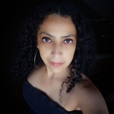 LailaChemekh's profile picture. Artista: ilustradora, diseñadora gráfico, fotógrafa