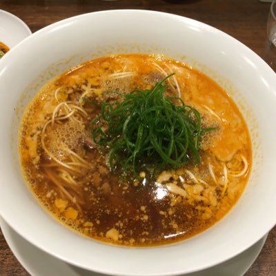 はじめまして。 ラーメンの食べ歩きが好きです。 役者を目指してます。宜しくお願いします。 茨城県在住 173cm 73キロ B90W96H93 会社員兼務俳優の為、活動は休みの日 の木曜日がメインになります。 駆け出しの新人です。