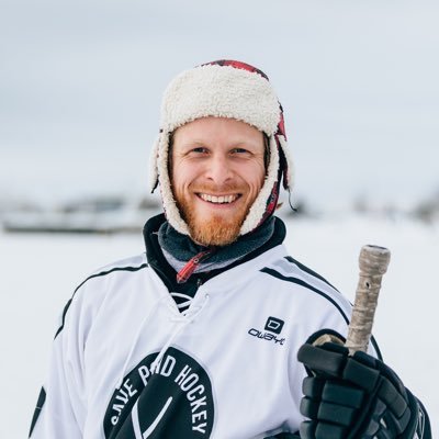 🇨🇦 living in 🇫🇮 co-founder of @savepondhockey ❄️🏒 sustainability expert. sharing climate crisis news and solutions. working for a liveable 🌎 for my kids.