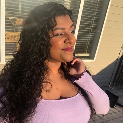 nicolenikki94's profile picture. 💊💉Dentist
🇨🇦 Canadian
🐶 Dog-Lover
👭 Twin
Funny(ish?) 😝
✒💭 Closet Poet
(Unpaid) Advisor 😝