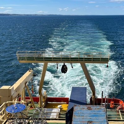 Testing glacial meltwater-driven iron, carbon & microbial contributions impacting primary productivity & atmospheric CO2 drawdown in the Amundsen Sea. #climate