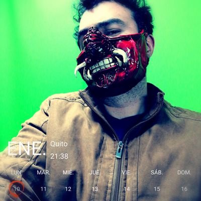 Anarquista creativo, vampiro de anaquel. Católico con visión de revolución. Pasión por la abstracción, pintor por obsesión escultor recreativo, gamer de tablero