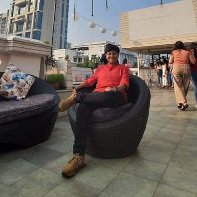 pritha_das14's profile picture. FOLLOW YOUR HEART BUT TAKE YOUR BRAIN WITH YOU