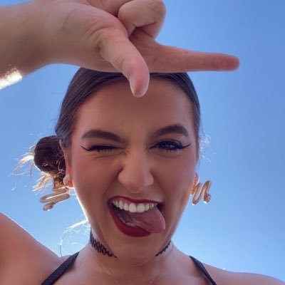 lacywildermusic's profile picture. new album “Tempest Temple” out now 💙🌊 || WashU ‘22 || they/them ||