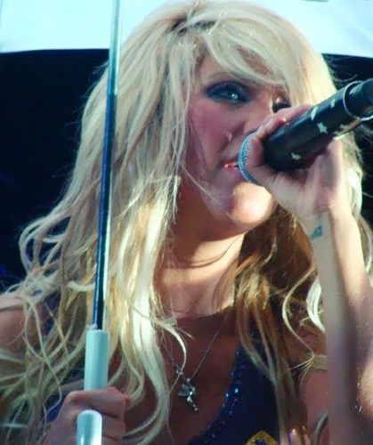 I'm just an ordinary girl.
