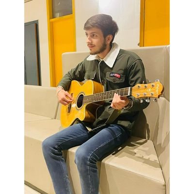 Gurchar01768211's profile picture. TIET'24
Building Zero7 on VR! 
Maths & Blockchain ❤