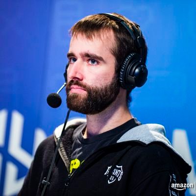 Desde pequeño los videojuegos son mi pasión, así que los convertí en mi trabajo. Valorant 💪
CC @GiantxGG 💙
Director @univalorant 🌌
📩 lembosoporte@gmail.com