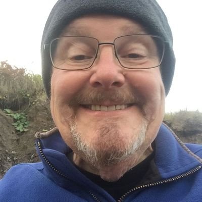 carterbrx20's profile picture. Happy married self tought artist from london . 
my dog's name is Boomer 
Musician