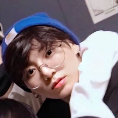. . si te sigo es porque kyu te ama y te extraña ! ! ★
ㅤ ㅤ