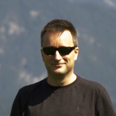 ora2106's profile picture.