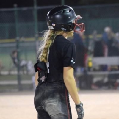 AshleyRosiewicz's profile picture. Madonna University Softball ‘27