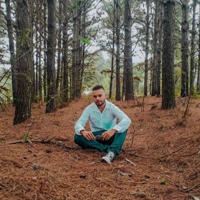 crazylubitch's profile picture. Estudante de fisio, canceriano pra CRLH, de boa com a vida e com quem está ao meu redor!