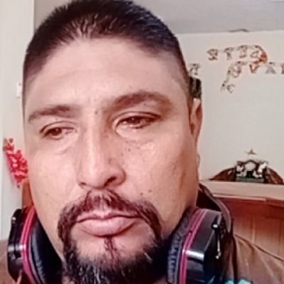 Dusstin11's profile picture. Poeta