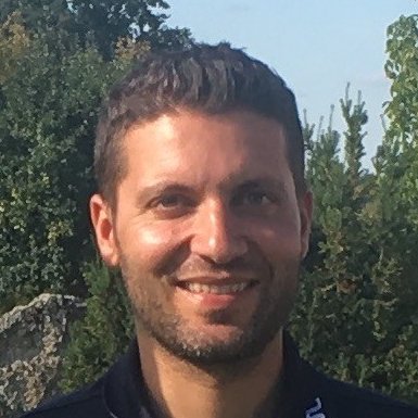 Work: DevOps Engineer @ Bosch Digital / Private: #golf #music #travel #minimalist #fire #eer