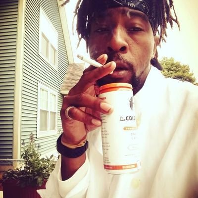 I love Skateboarding, I'm a Chef and oil technician self-care is everything
