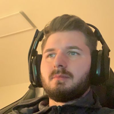New streamer on Twitch https://t.co/VBhapTDa39
Based in switzerland🇨🇭
On a mission to hit 1000 Followers, join my journey🫡